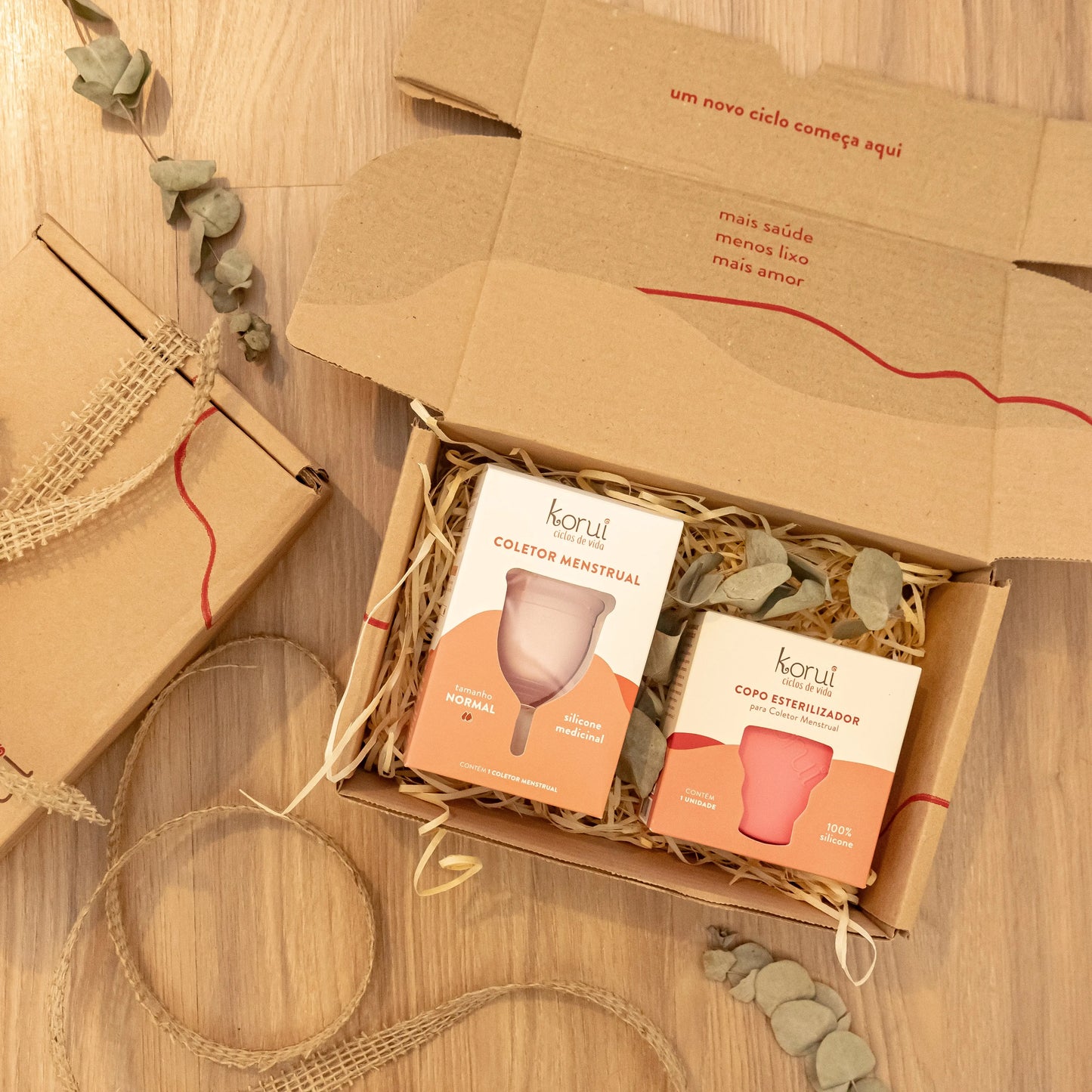 Kit Presente Coletor Menstrual + Copo Esterilizador + Linda Embalagem de Presente Korui
