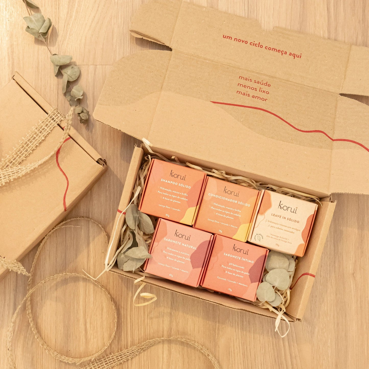 Kit Presente Shampoo + Condicionador + Leave-in + Sabonete Natural + Sabonete Íntimo + Linda Embalagem de Presente Korui