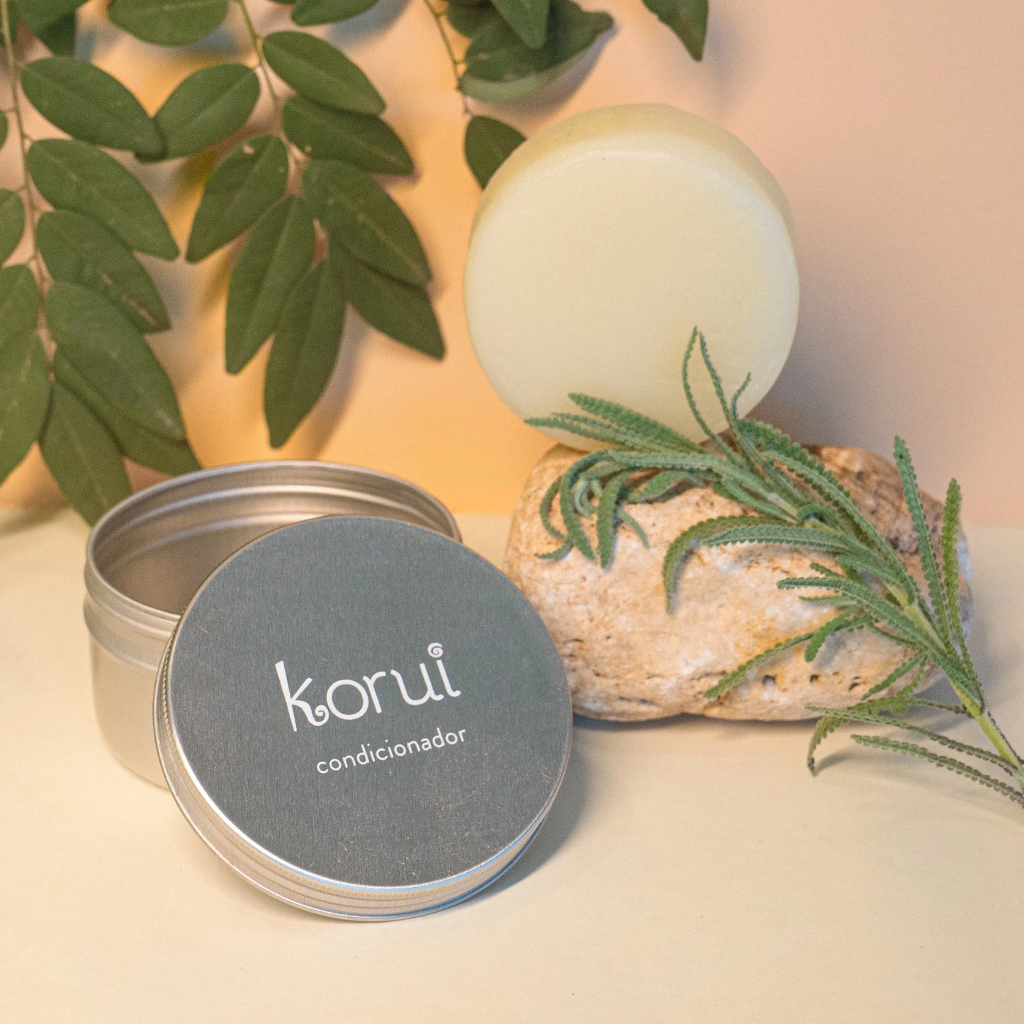 Kit Condicionador Sólido + Latinha Korui