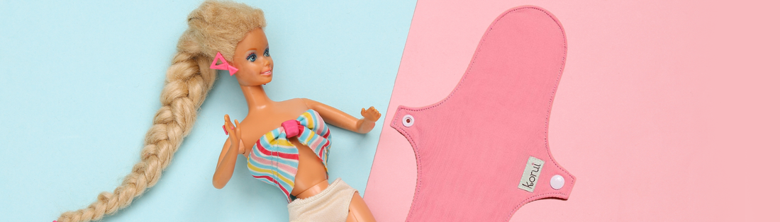 Conheça a "barbie normal" que menstrua e usa absorventes de pano