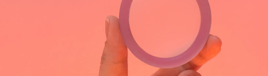 Sexo na menstruação: conheça as maravilhas do disco menstrual Korui