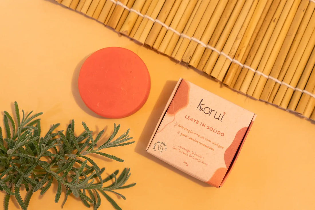 Leave-in e creme de pentear são a mesma coisa? Descubra as diferenças e escolha o ideal pro seu cabelo! 🌿 Korui
