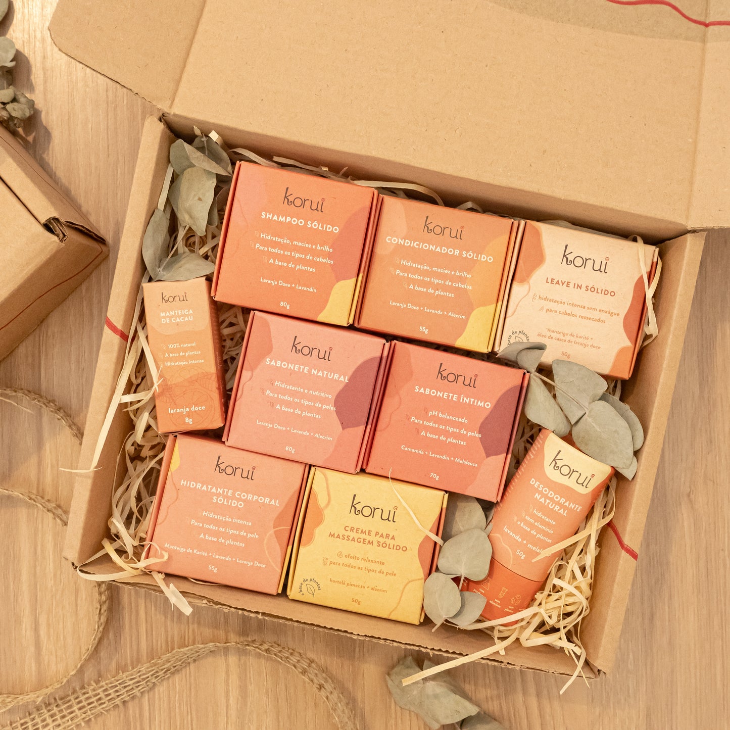 Kit Presente Shampoo + Condicionador + Leave-in + Sabonete Natural + Manteiga de Cacau + Sabonete Íntimo + Hidratante Corporal + Creme de Massagem + Desodorante + Linda Embalagem de Presente)